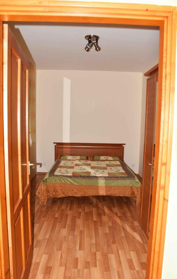 Pilikan Apartments Lenti Extérieur photo